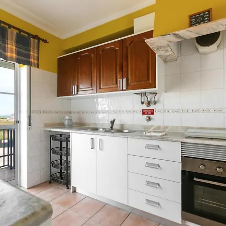 Baleal Blue Ocean Ferrel (Leiria)